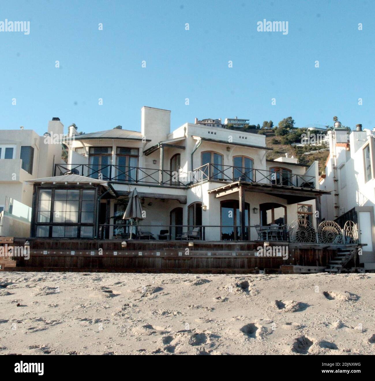 Exclusive!! David Spade's new Malibu home in California. 8/26/06 Stock