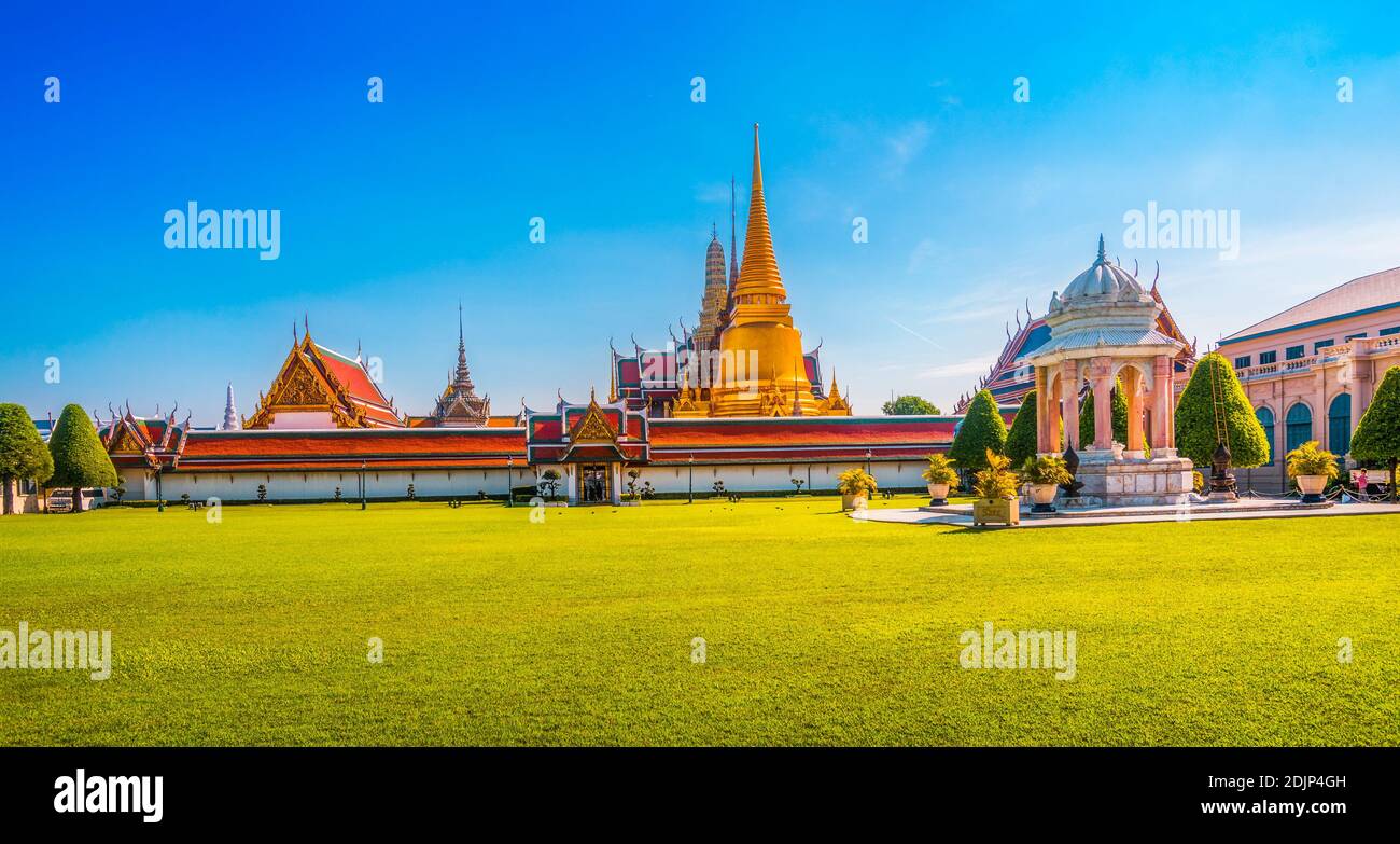 Grand Palace and Temple of Emerald Buddha Complex (Wat Phra Kaew) in Bangkok, Thailand Stock Photo