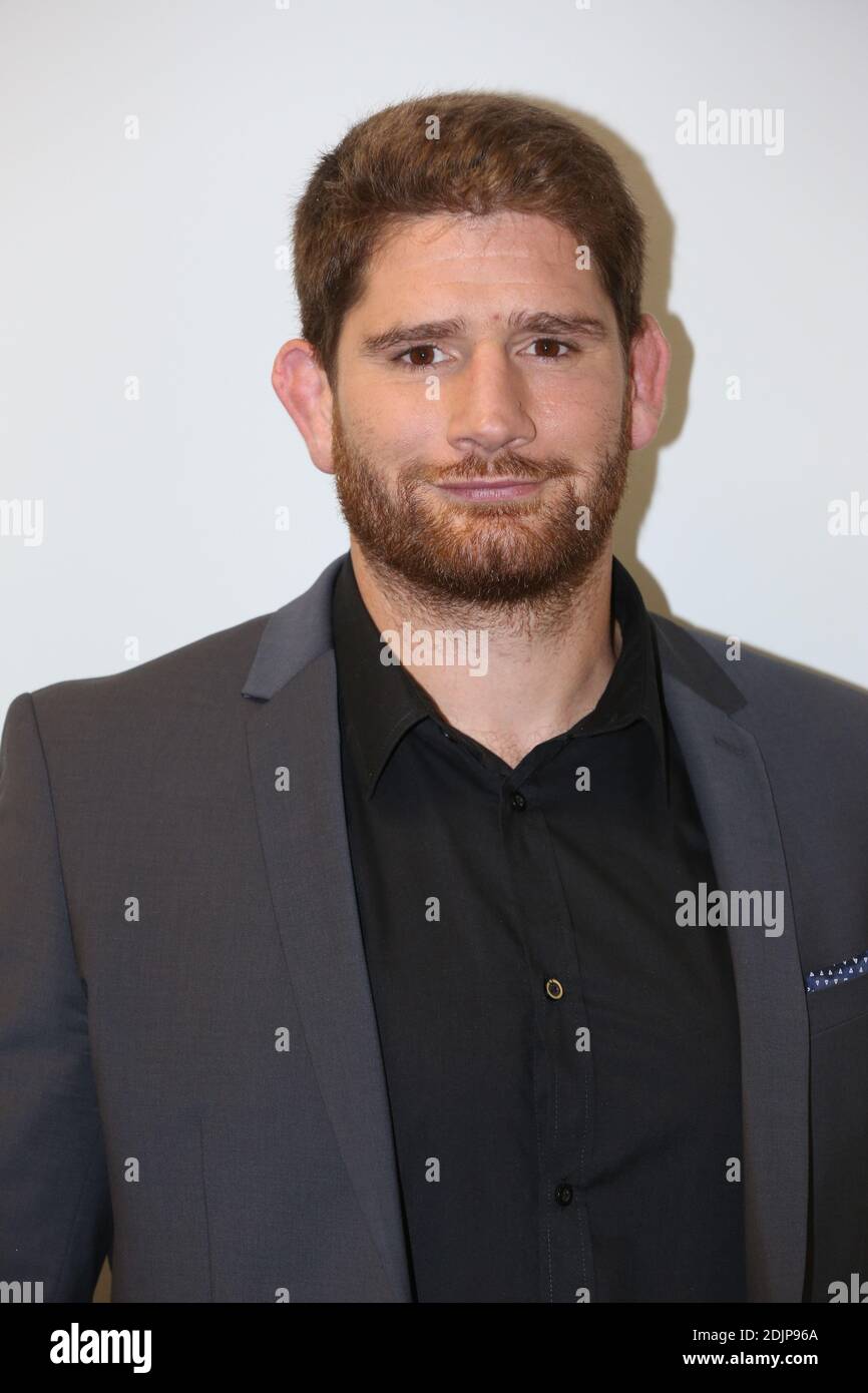 Exclusive - Pascal Pape at the 'Le Vestiaire' talk show on SFR Sport 1 TV,  in Paris, France, on October 7, 2016. Photo by Jerome Domine/ABACAPRESS.COM  Stock Photo - Alamy