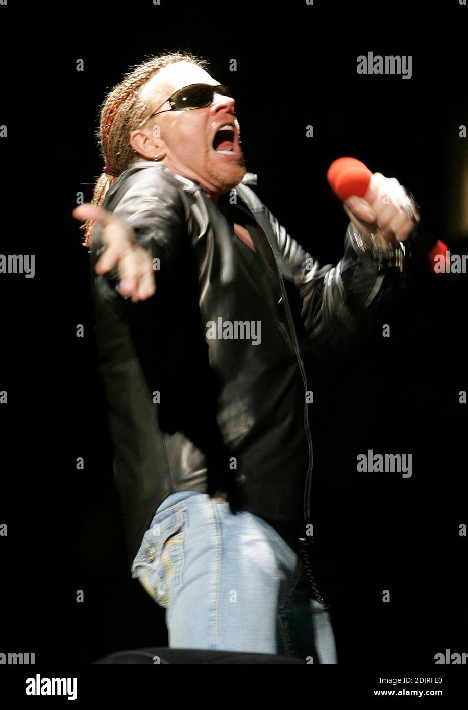 Axl Rose High Resolution Stock Photography And Images Alamy