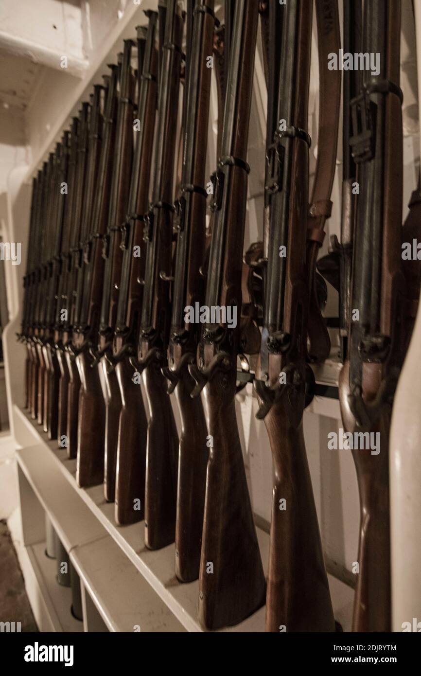 Rifle rack hi-res stock photography and images - Alamy