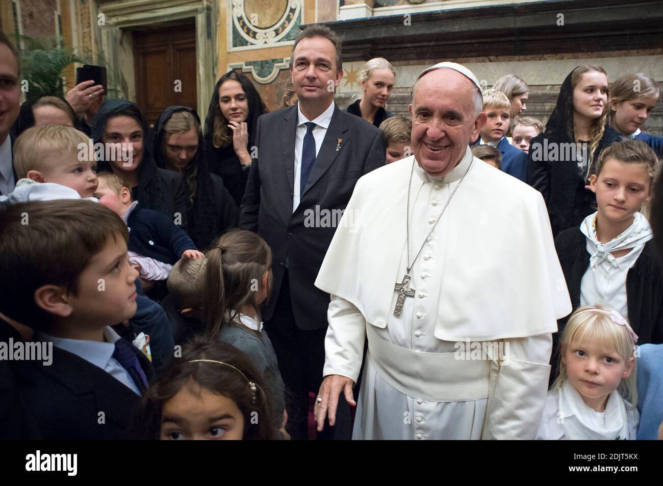 The Habsburg family led by Karl von Habsburg meets pope Francis during a private audience at the Vatican on November 5, 2016. In the Clementine Hall Pope Francis received three hundred members of the Habsburg family, in Rome on the occasion of the Jubilee of Mercy. Photo by ABACAPRESS.COM Stock Photo