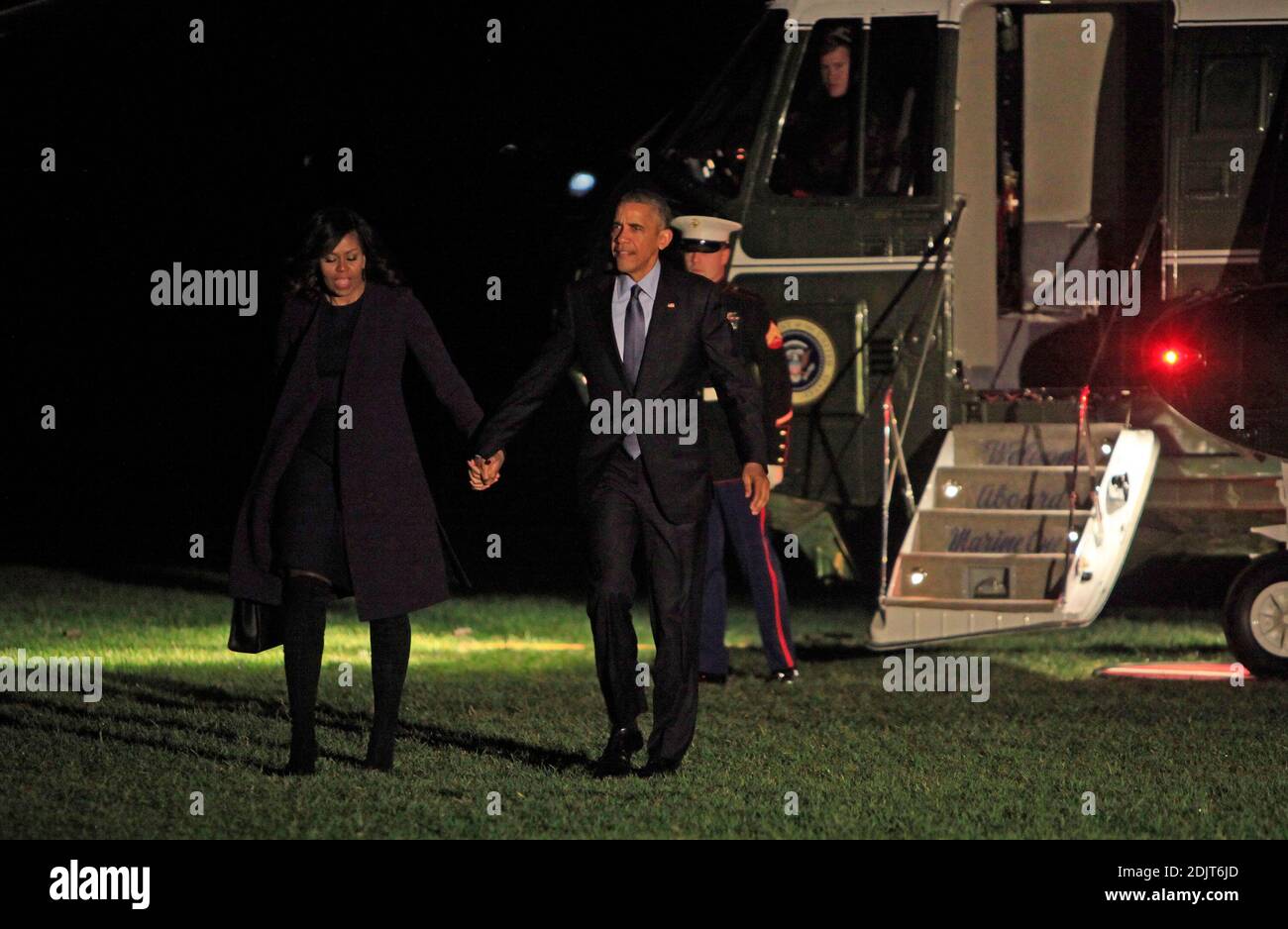 President Barack Obama and First Lady Michelle Obama walk from Marine ...