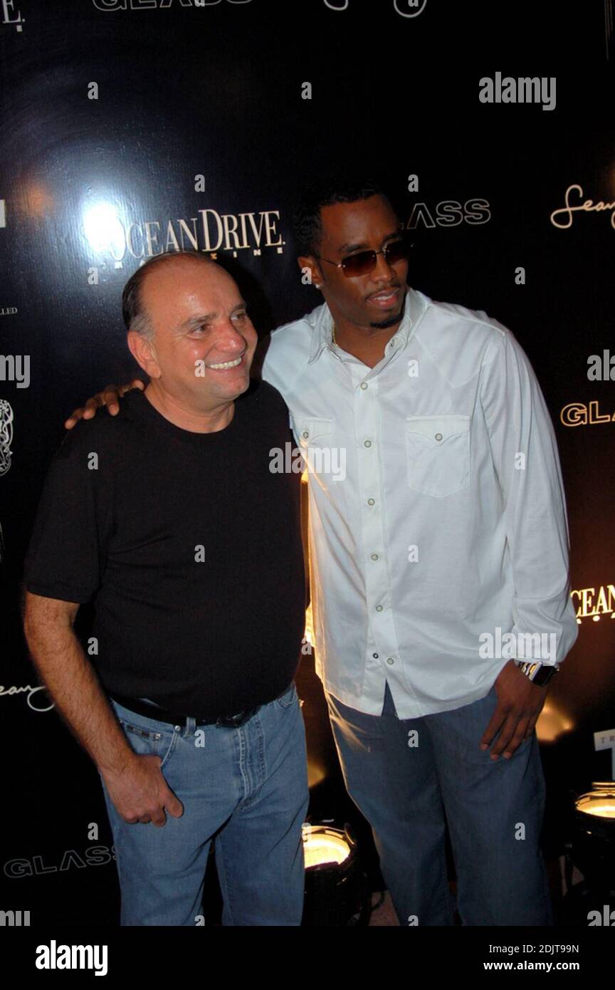 P Diddy Party Hi Res Stock Photography And Images Page 2 Alamy