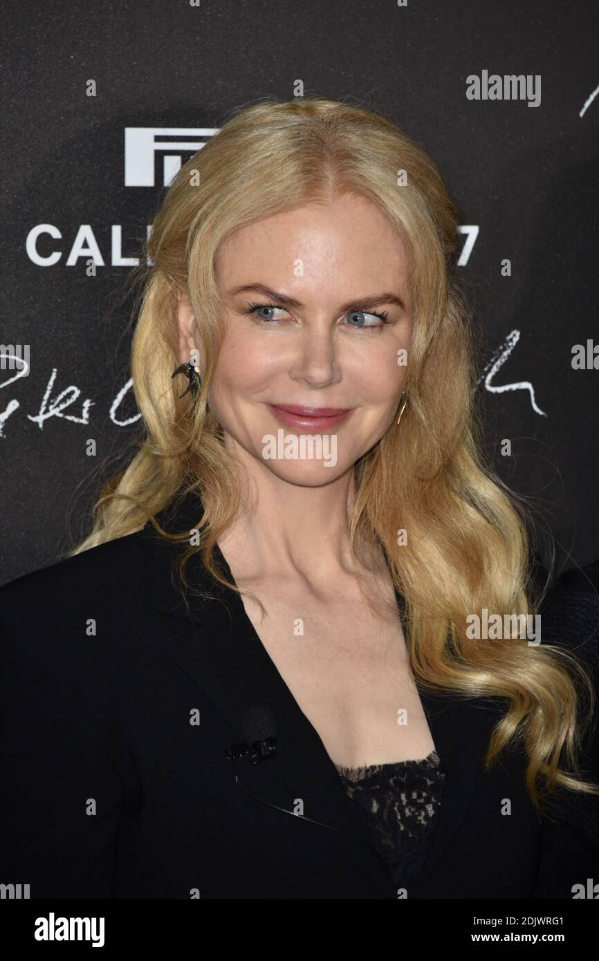 Nicole Kidman attending the press conference for the 2017 Pirelli Calendar by Peter Lindbergh at Hotel Salomon de Rothschild in Paris, France on November 29, 2016. Photo by Alban Wyters/ABACAPRESS.COM Stock Photo