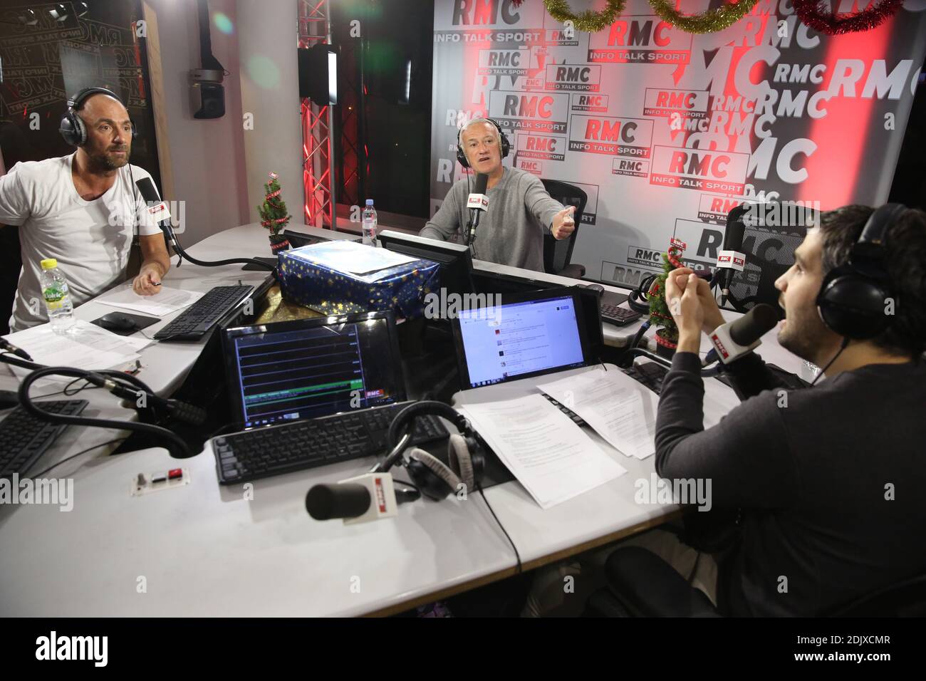 Exclusive - Didier Deschamps at the 'Team Duga' sport talk show on RMC Radio,  interviewed by Christophe Dugarry, Paris, December 05, 2016. Photo by  Jerome Domine/ABACAPRESS.COM Stock Photo - Alamy