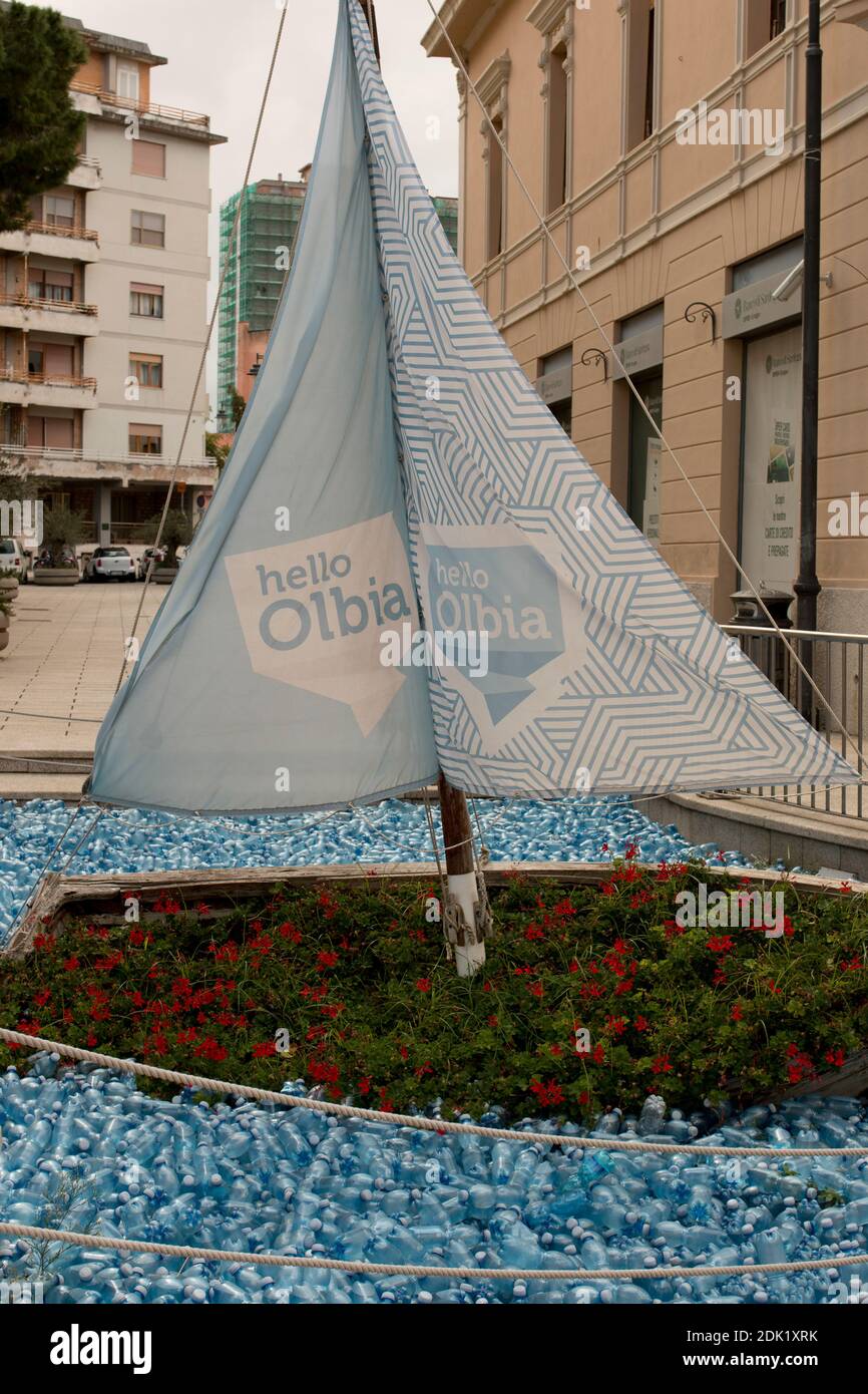 Innenstadt von Olbia, Sardinien, Italien Statue / Nachhaltigkeit, Schiff Stock Photo
