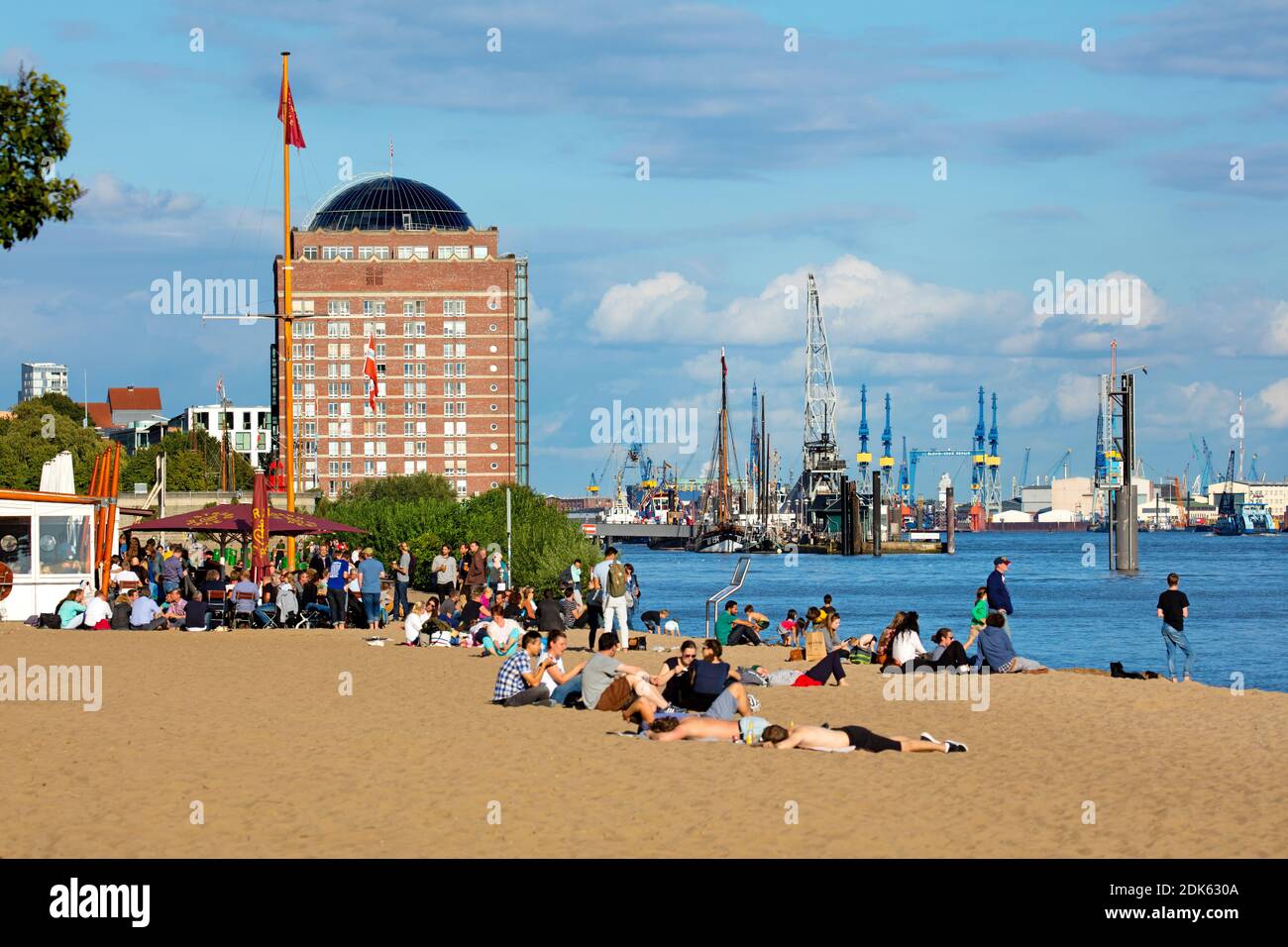 Elbstrand beach hi-res stock photography and images - Alamy