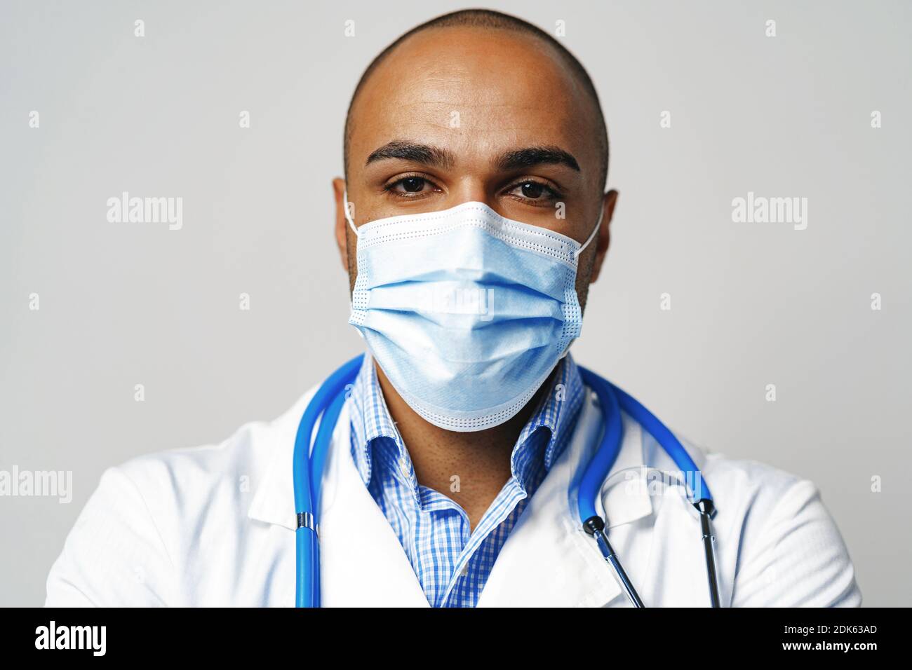 Portrait of african american doctor in medical mask Stock Photo - Alamy