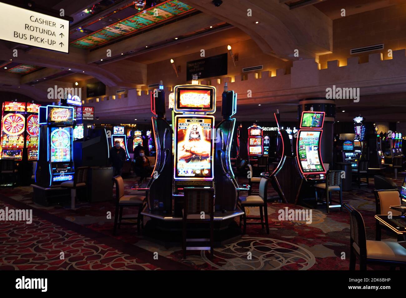 gebruik onwettig Hong Kong Slot machines at the Excalibur Hotel & Casino, Sunday, Dec. 13, 2020, in  Las Vegas Stock Photo - Alamy