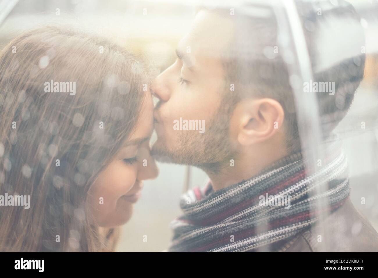Featured image of post Rain Couple Lip Kiss Images / Free for commercial use no attribution required high quality images.