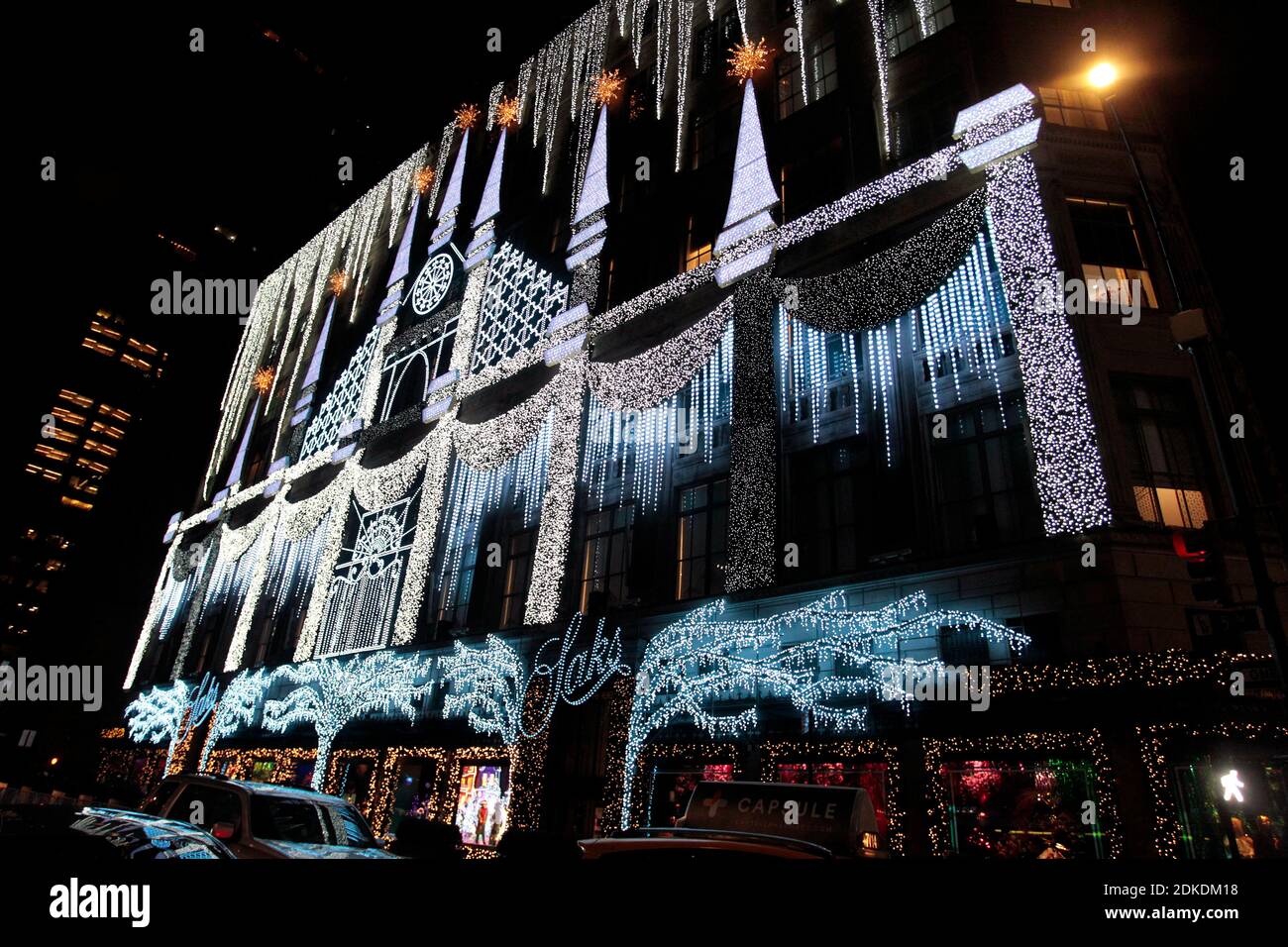 Saks Fifth Avenue Department Store with Christmas Light Show Editorial  Stock Image - Image of building, center: 170568859