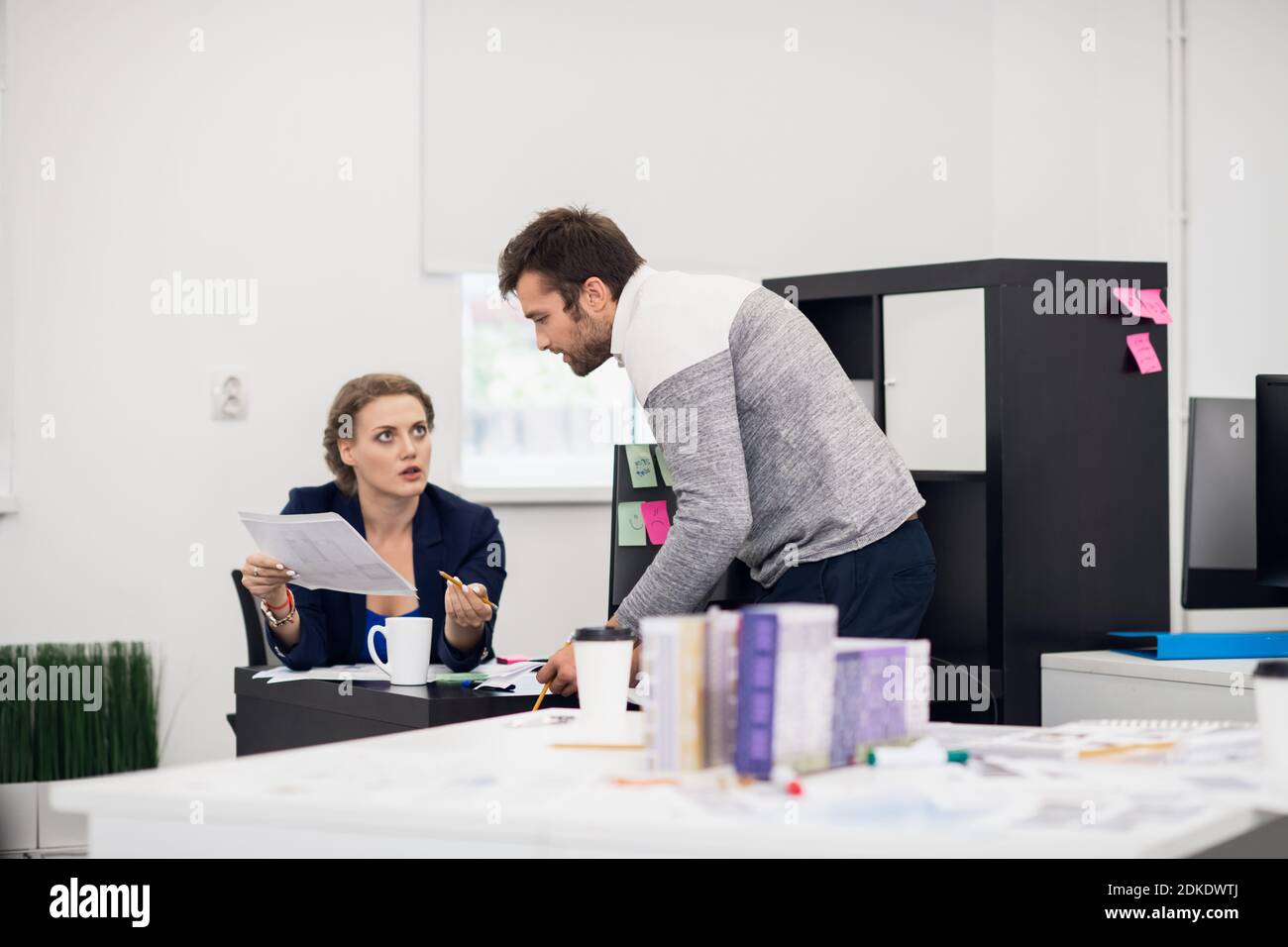 Supervisor production china hi-res stock photography and images - Alamy