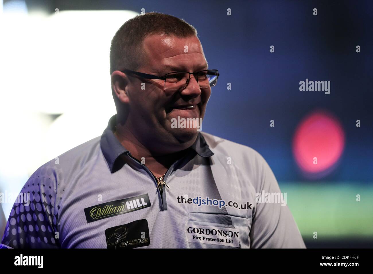 Steve West in action during day one of the William Hill World Darts  Championship at Alexandra Palace, London Stock Photo - Alamy