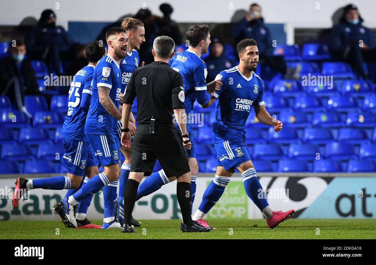 Ipswich Town's Keanan Bennetts (right) celebrates scoring his side's first goal of the game with teammates during the Sky Bet League One match at Portman Road, Ipswich. Stock Photo
