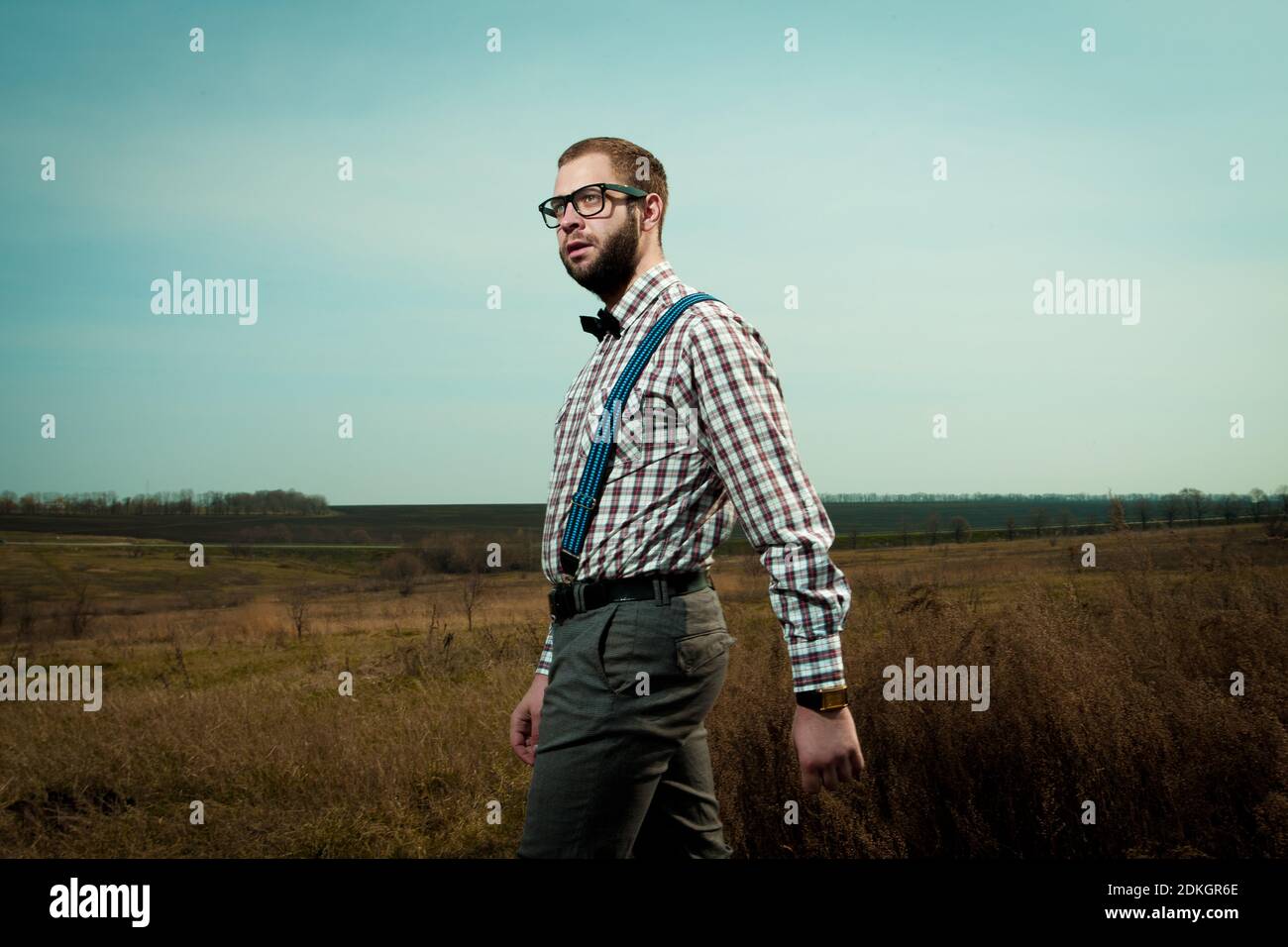 Redneck nerd man in glasses with beard outdoor Stock Photo - Alamy