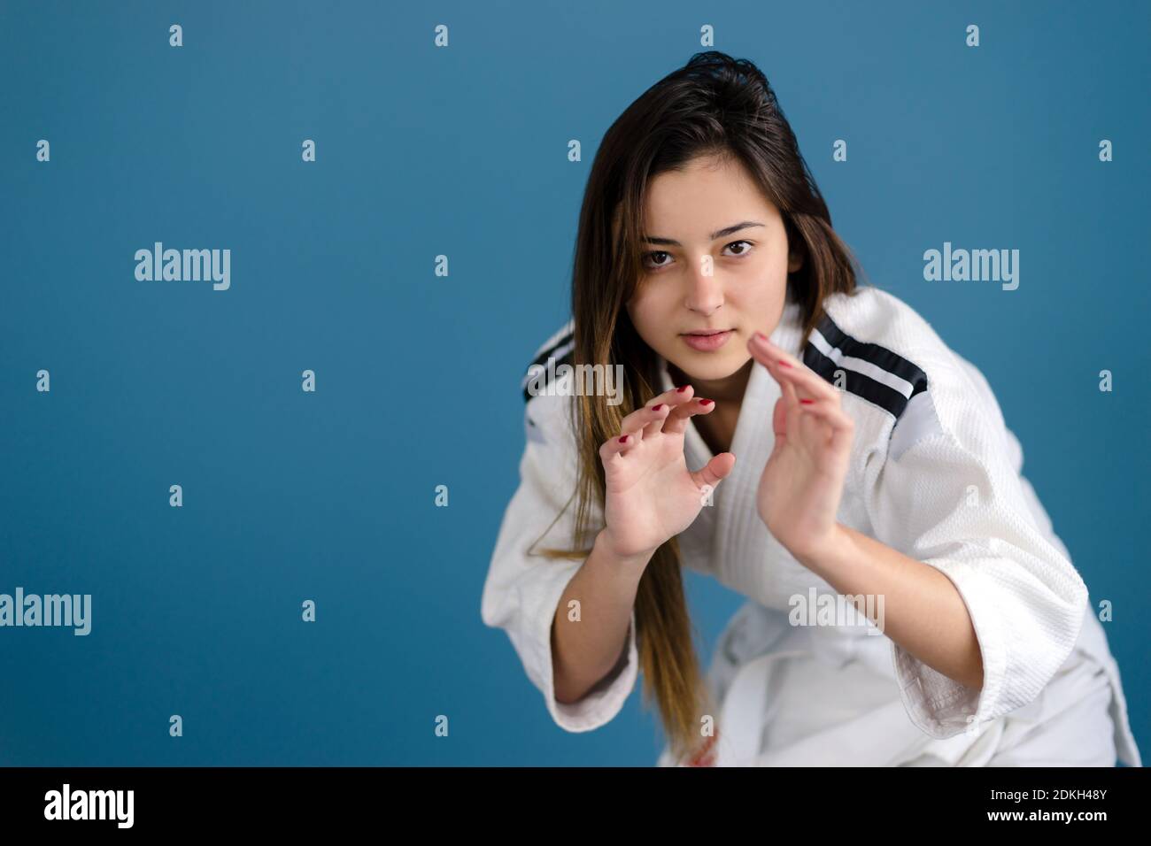 Girl in Brazilian Jiu JItsu Judo Fighting Stance Stock Photo Alamy