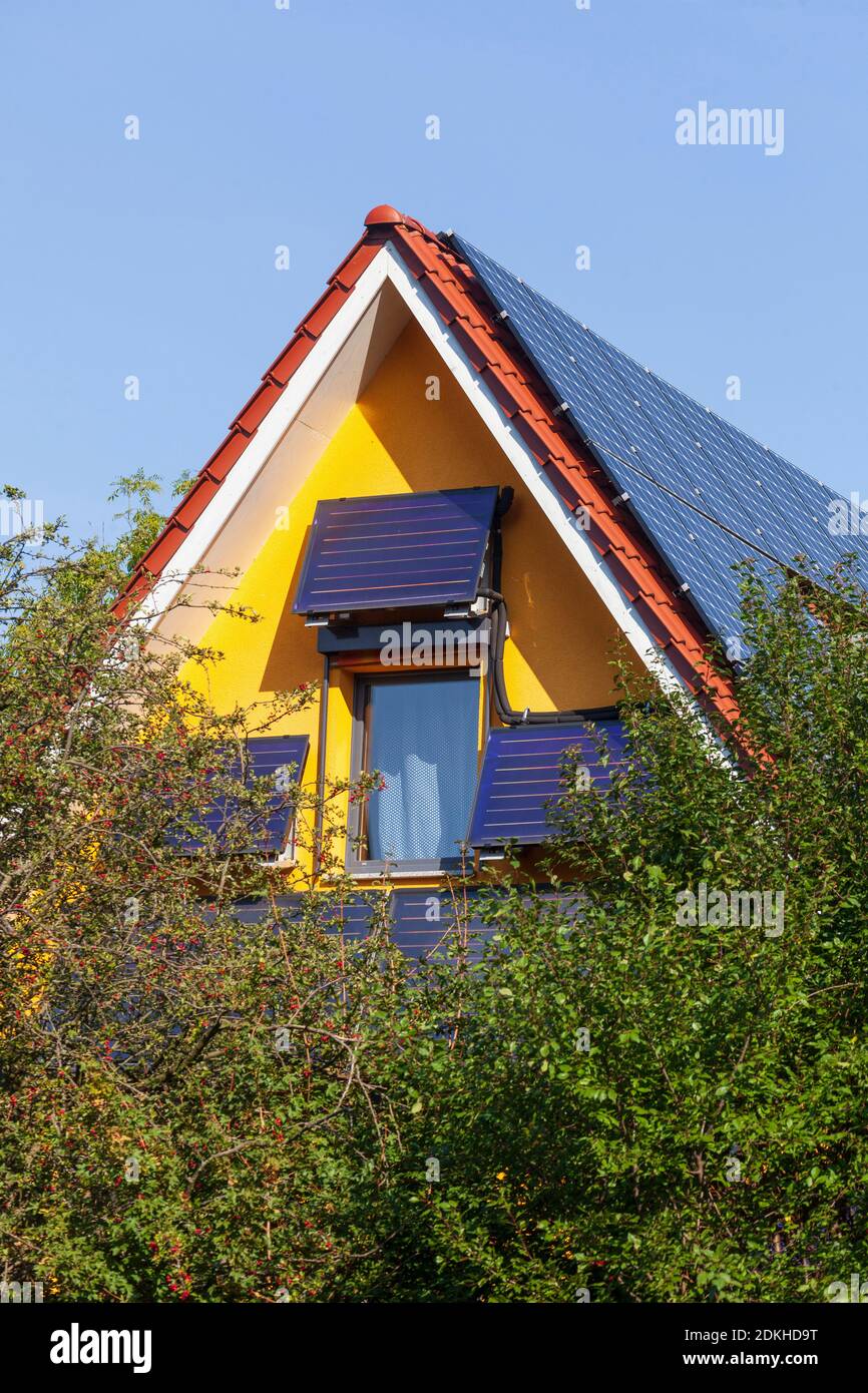 Yellow residential building, Wilhelmsburg district, Hamburg, Germany, Europe Stock Photo