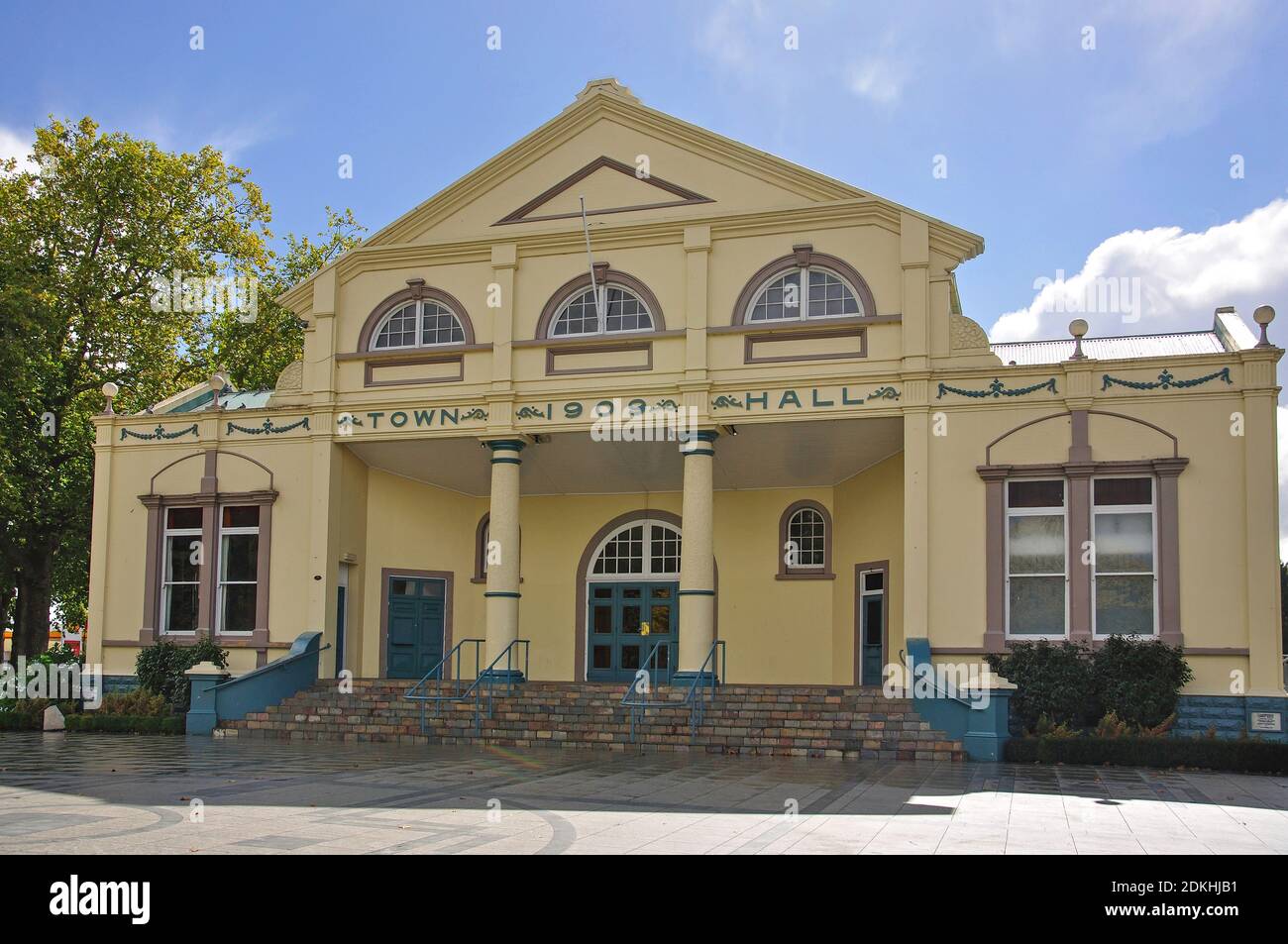 Cambridge Town Hall building, Victoria Street, Cambridge, Waikato Region, North Island, New Zealand Stock Photo