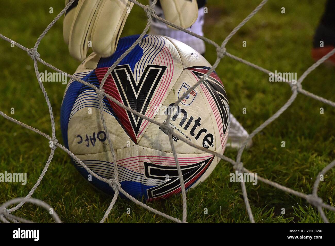 OLDHAM, ENGLAND. DECEMBER 15TH. EFL match ball before the Sky Bet League 2 match between Oldham Athletic and Walsall at Boundary Park, Oldham on Tuesday 15th December 2020. (Credit: Eddie Garvey | MI News) Credit: MI News & Sport /Alamy Live News Stock Photo