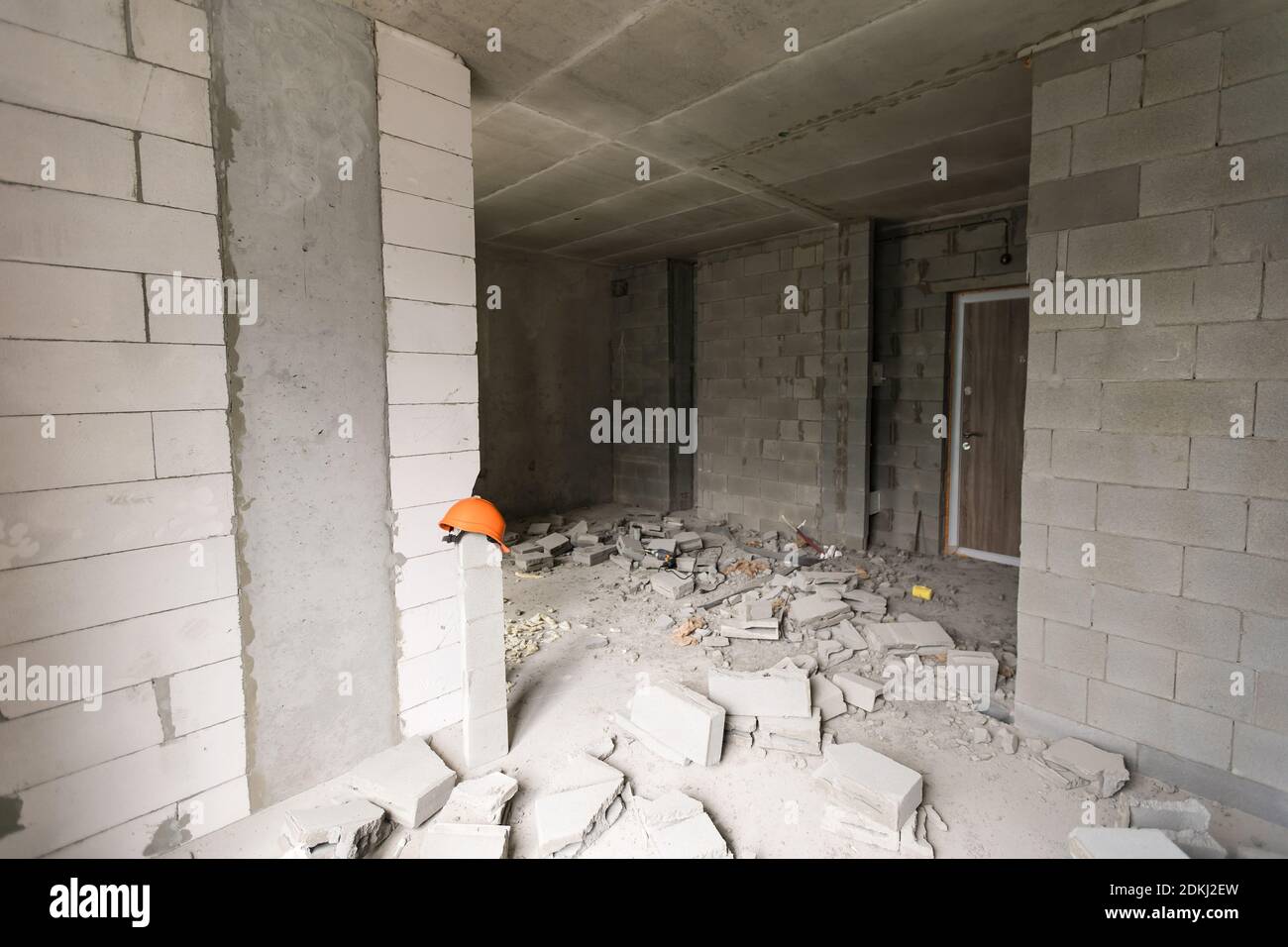 Break the wall for renovation and build the door for entrance of ...