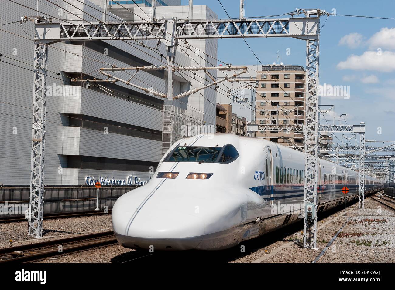 A JR 700 class shinkansen (bullet train) at ShinYokohama station