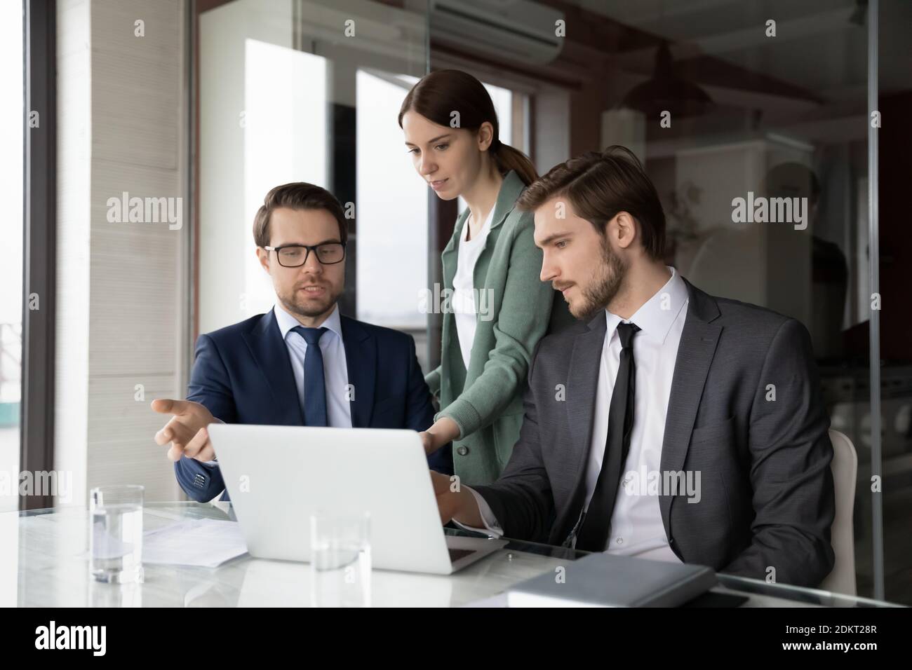 Diverse employees meeting office hi-res stock photography and images ...