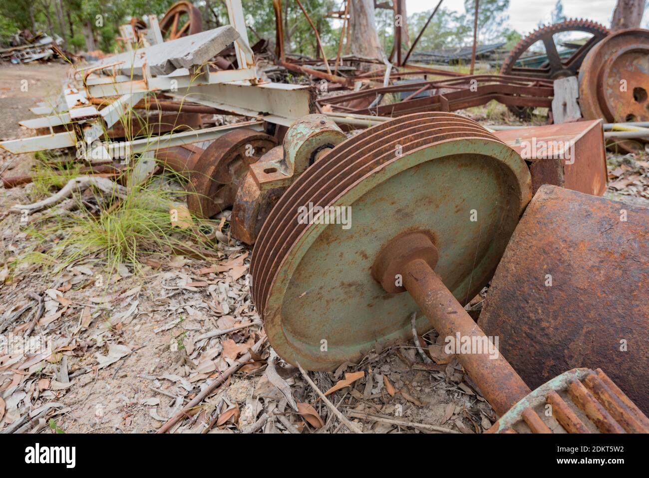 Old rusting cast iron wheels hi-res stock photography and images - Alamy