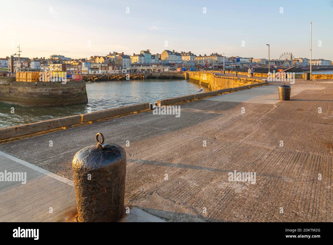 Harbourside shops hires stock photography and images Alamy