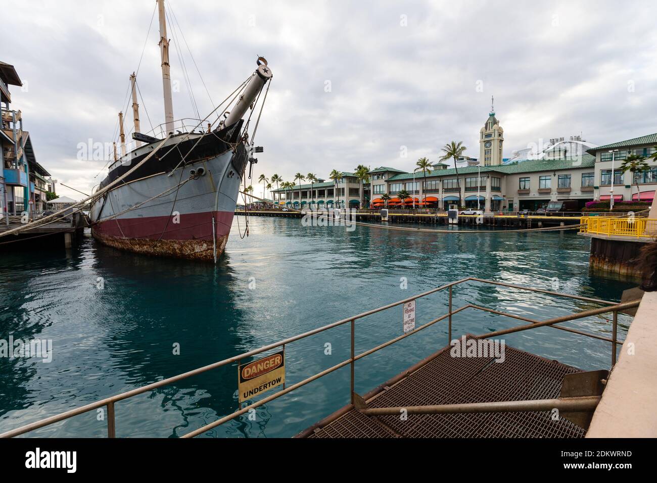 Pier at Honolulu Harbor, Oahu, Hawaii Stock Photo Alamy