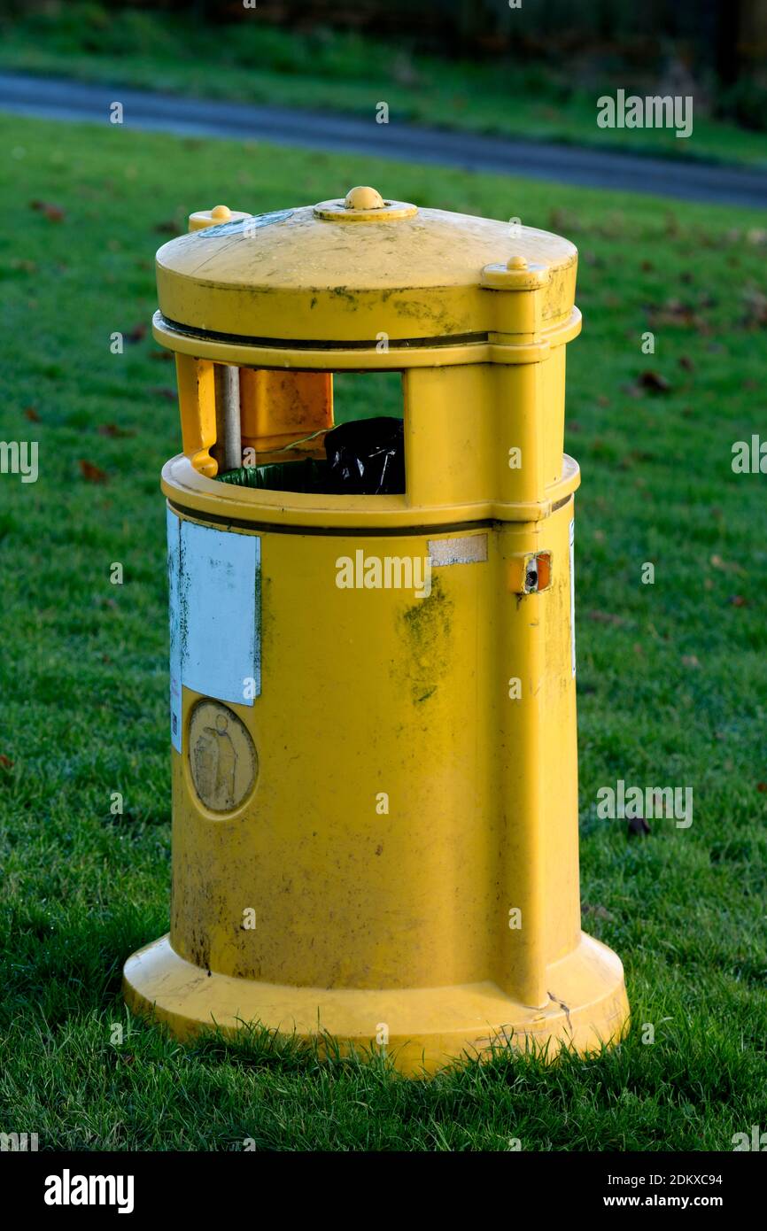 Yellow bin hires stock photography and images Alamy