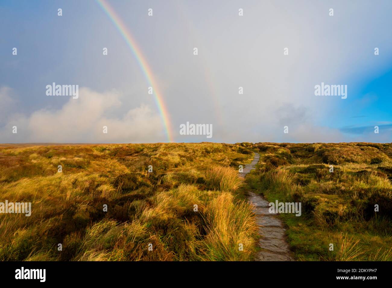 A rainbow over the Pennine Way in Derbyshire Stock Photo
