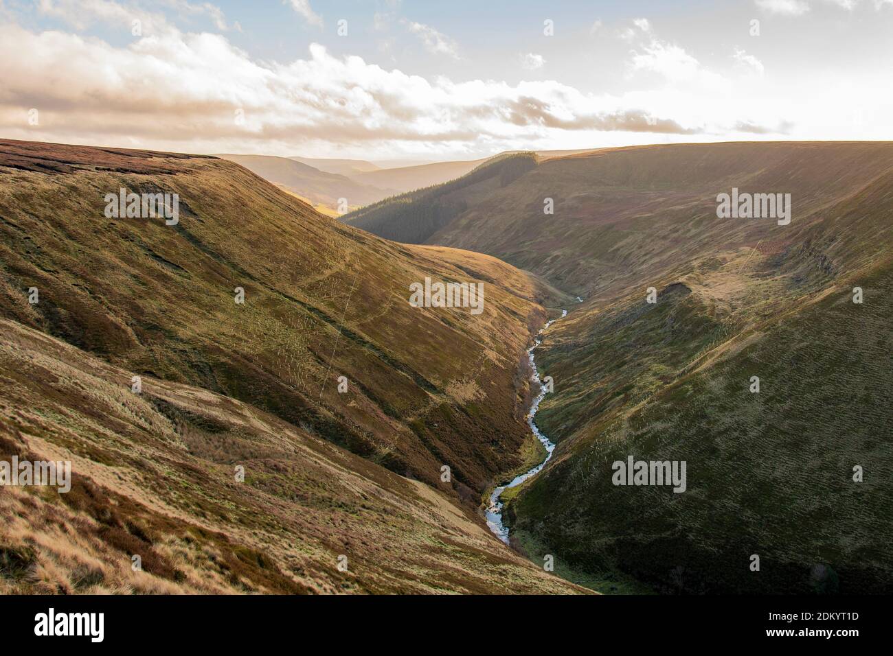 The river cutting through the Alport Valley Stock Photo