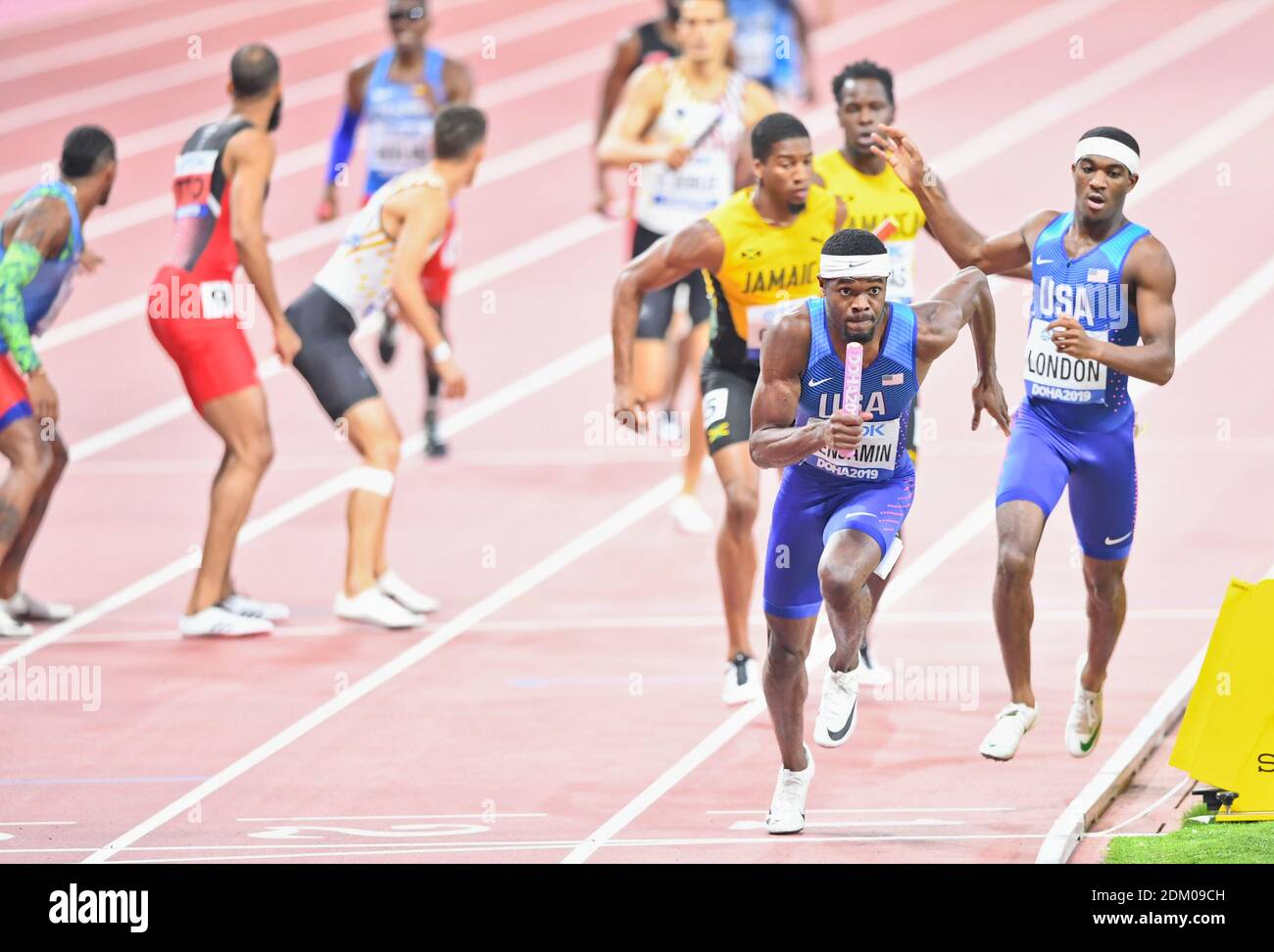 Wilbert London, Rai Benjamin (USA) 4x400 relay men Gold Medal. IAAF