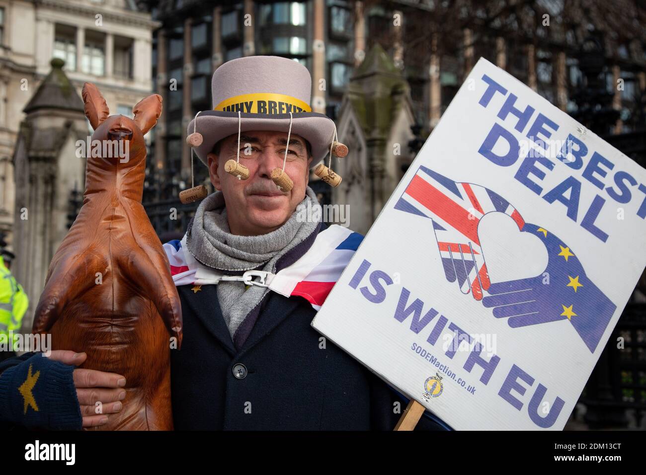 14. December 2020, England, London: Anti-Brexit Protester Steve Bray protests against a No-Deal Brexit, or 'Australia Deal' holding an inflatable kan Stock Photo