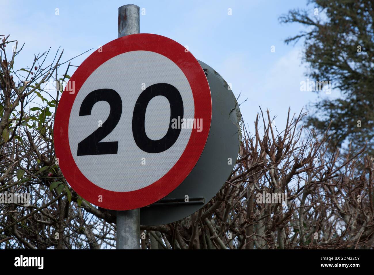 20 mile per hour 20mph road sign on country lane, Selborne, Hampshire, UK, Autumn, December 2020 Stock Photo