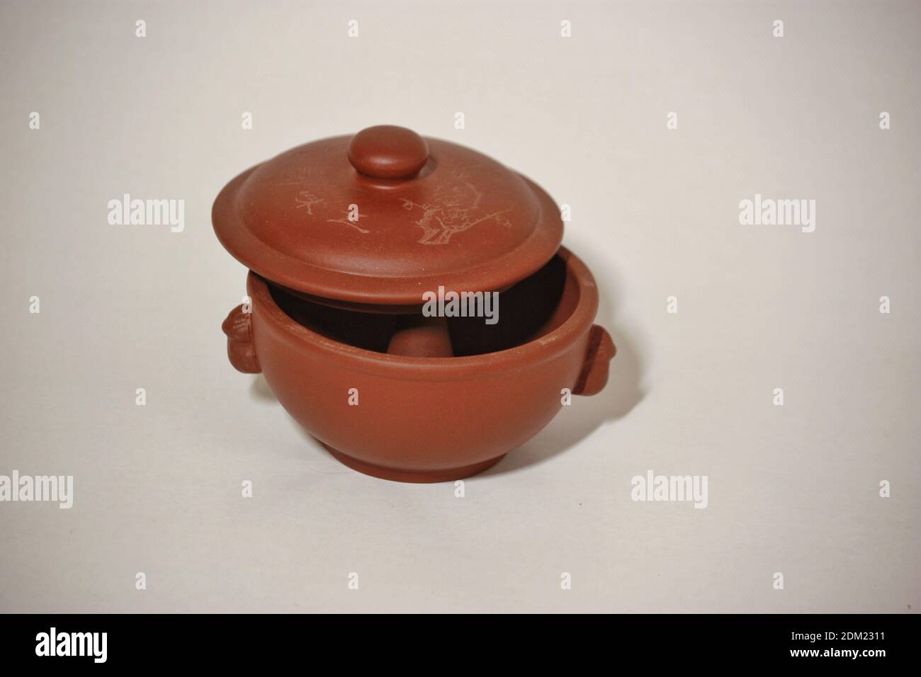 Ancient chinese tea cup made out of clay Stock Photo Alamy