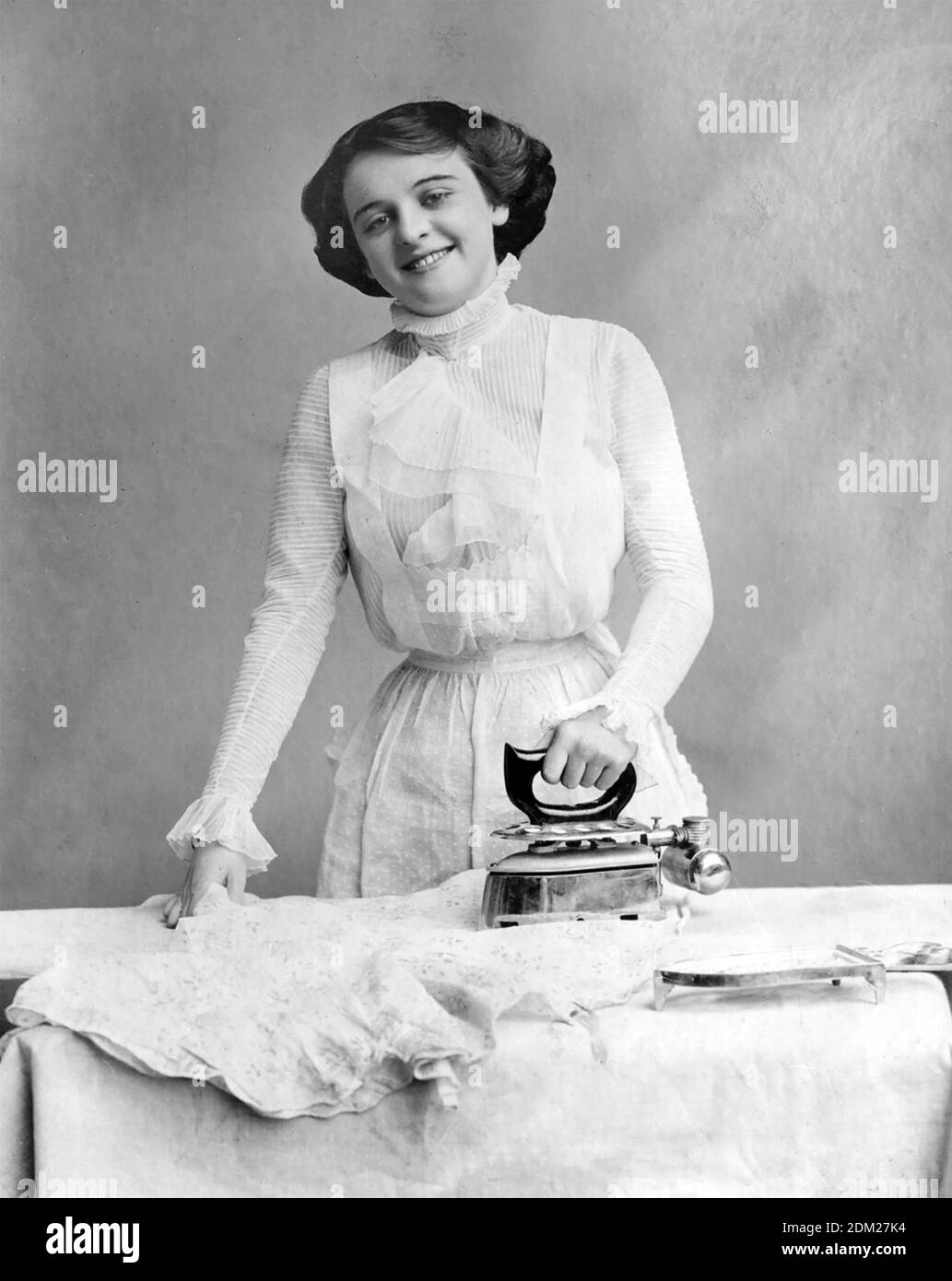 Vintage ironing hires stock photography and images Alamy