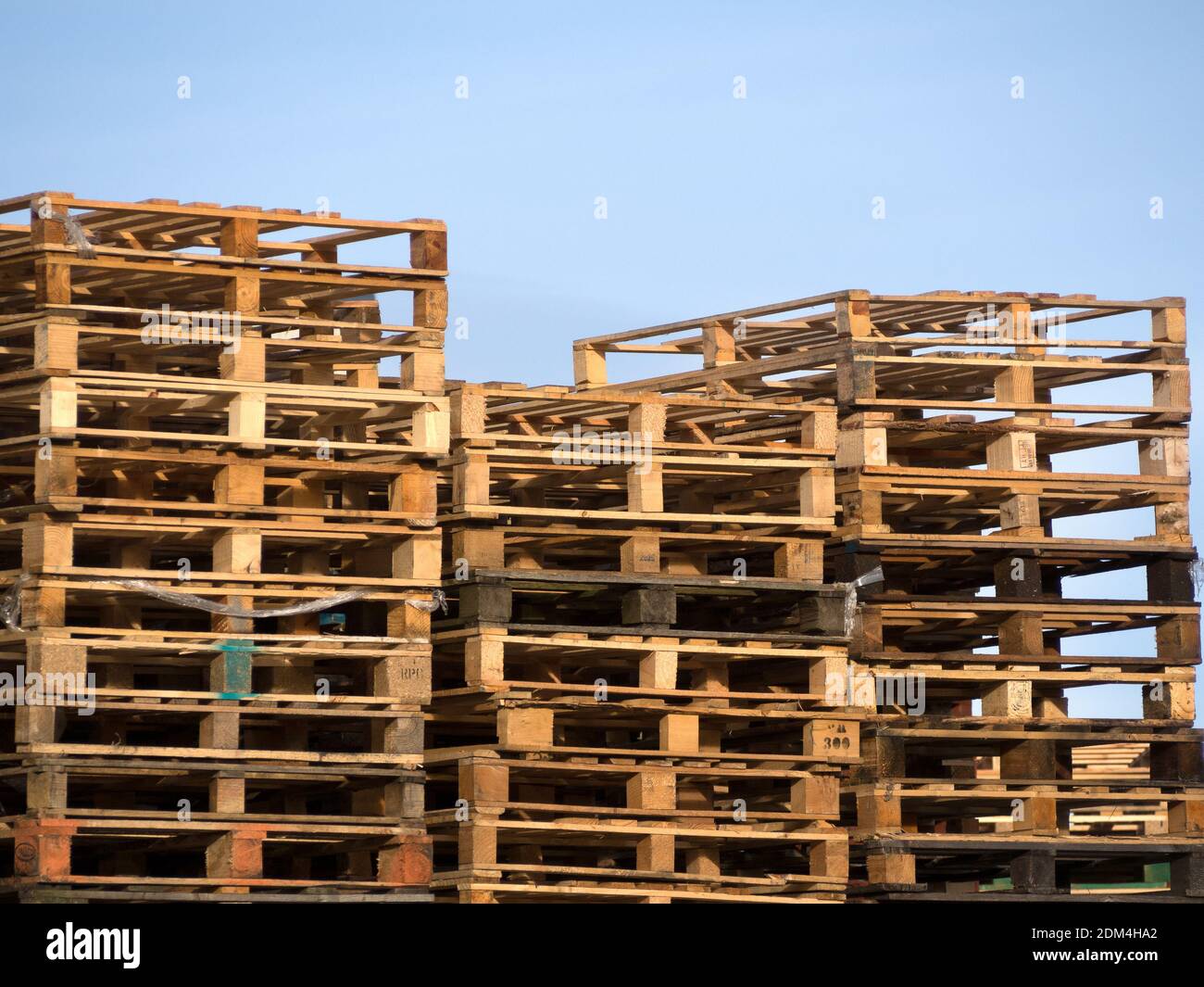 Blue industrial pallet hires stock photography and images Alamy