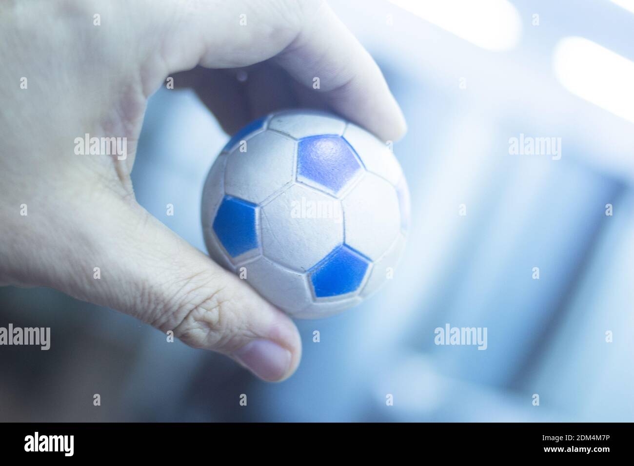 Page 3 Physiotherapy Ball High Resolution Stock Photography And Images Alamy