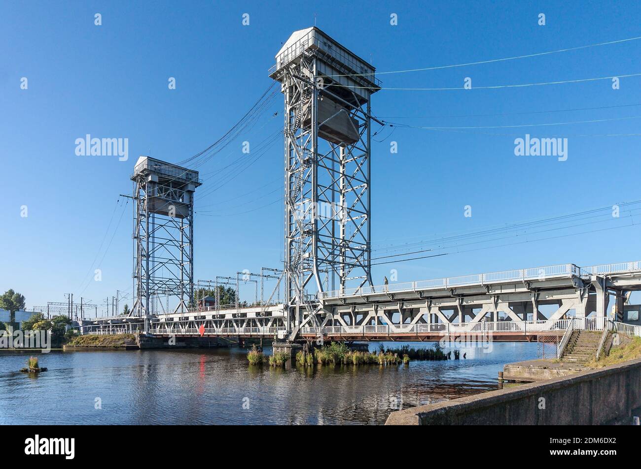 Twotier bridge across the river, the lower tier of the bridge