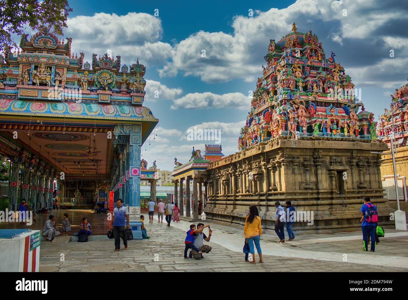 Chennai, India - October 27, 2018: Interior scene of Kapaleeswarar temple  is the chief landmark of Mylapore and one of the popular and prominent  Hindu Stock Photo - Alamy
