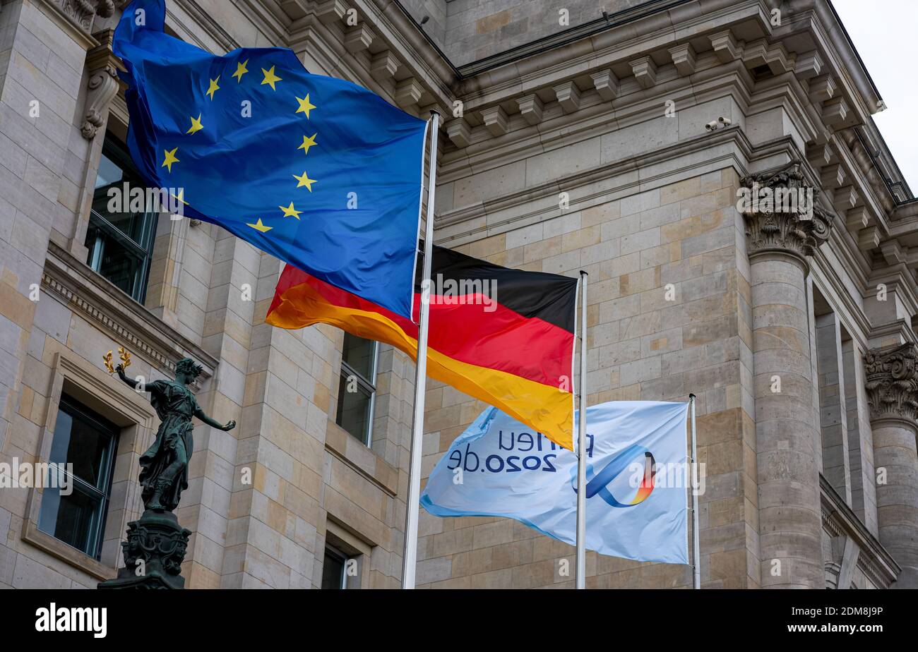 Flags In Front Of The Berlin Reichstag Building Stock Photo - Alamy