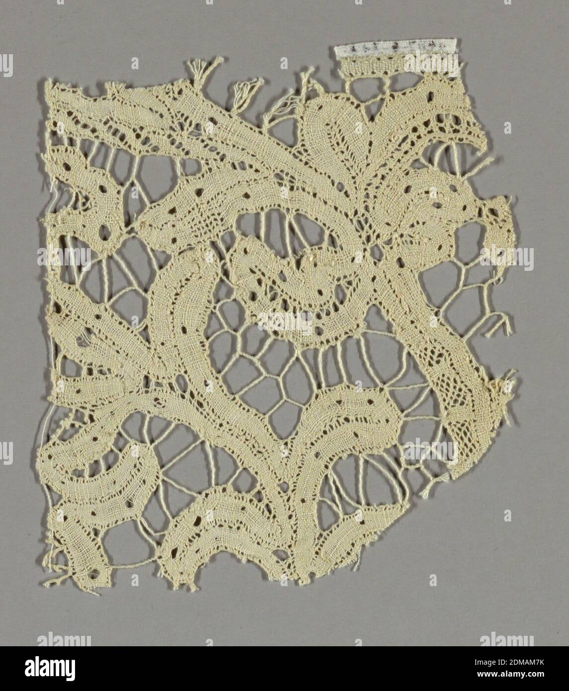 Large Non Continuous Antique Bobbin Lace Large Non Continuous Antique Bobbin Lace