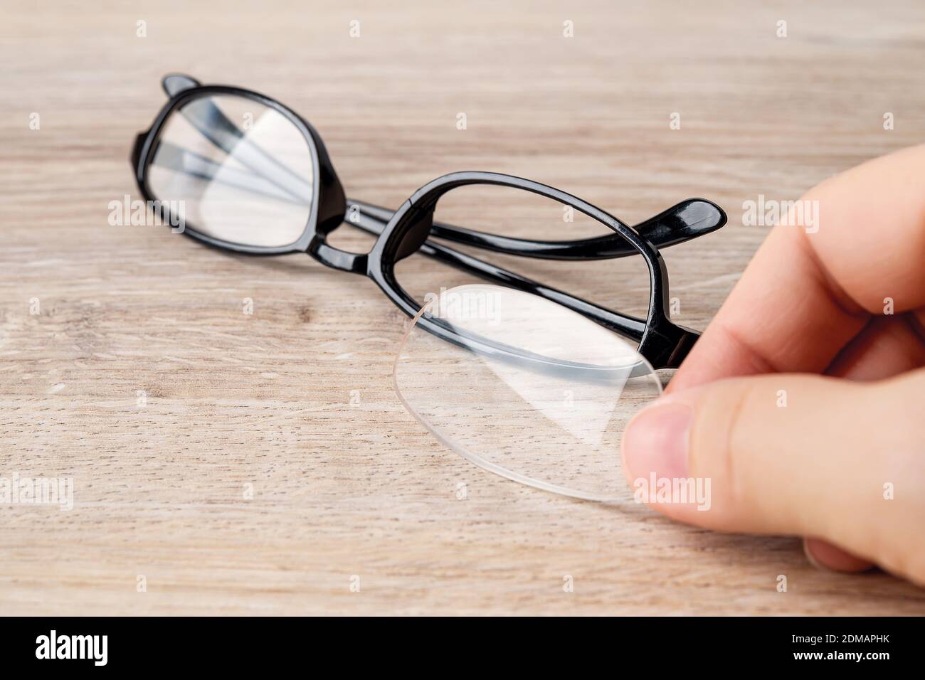 Cracked glasses lens sale