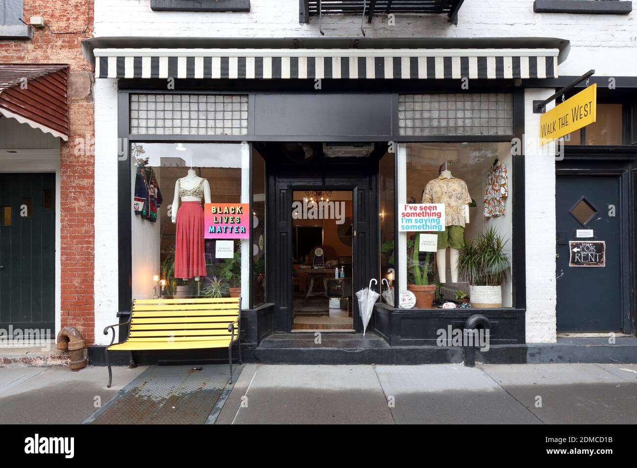 [historical storefront] Walk The West, 150 Franklin St, Brooklyn, New York. NYC storefront photo of a vintage clothing store in the Greenpoint neighbo Stock Photo