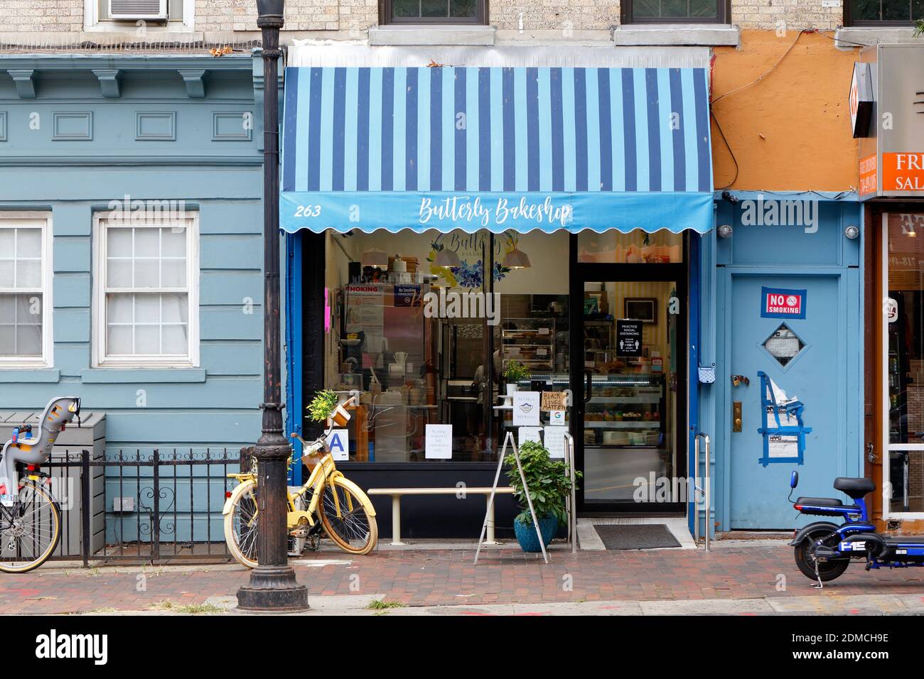 Butterly Bakeshop, 263 Prospect Park West, Brooklyn, NY. exterior storefront of a cake bakery in the South Slope, Windsor Terrace neighborhood. Stock Photo