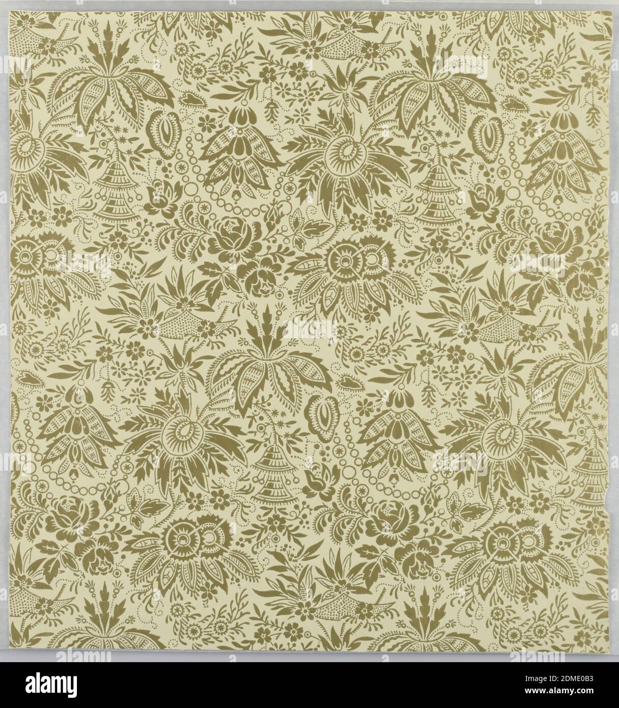 Sidewall, Machine-printed paper, Aesthetic dense all-over pattern with scattered leaves and large fanciful flowers; diamond-shaped pattern repeat in off-set columns; patterned petals and leaves; color scheme of brown on cream ground., USA, ca. 1880, Wallcoverings, Sidewall Stock Photo