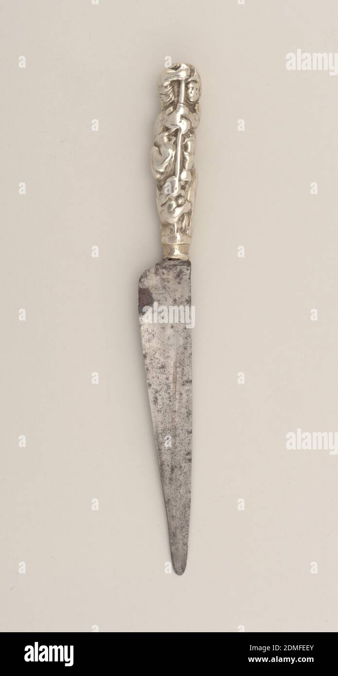 Knife, steel, silver (?), Blade has straight-sided upper edge; lower edge tapering up towards to the point. Cast hollow handle of silver (?), seamed, in form of St. George slaying the dragon. Base of handle engraved: 'Baiiof c.s 1672...', England, ca. 1672, cutlery, Decorative Arts, Knife Stock Photo