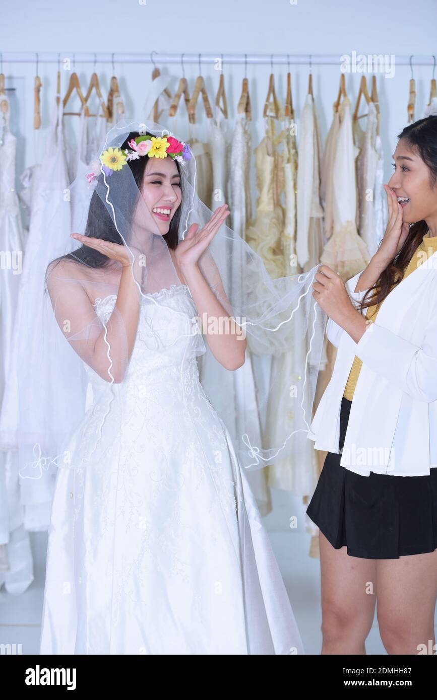 sister bridal boutique